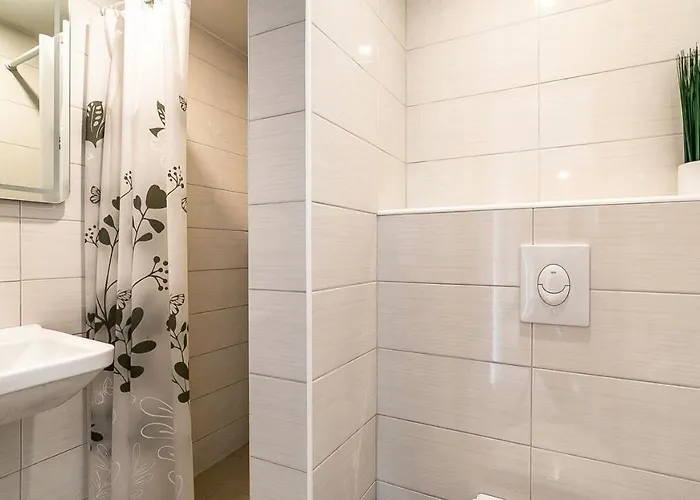 Aisa Near The Apartment Parnu